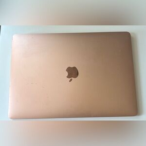 LAST LISTING ORDER GOT CANCELLED, NOT SOLD!
M1 2020 Macbook Air-Rose Gold Finish